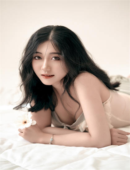 野花高清完整在线观看免费_晚秋影视大全在线观看免费视频_霜花店未删减版在线观看高清